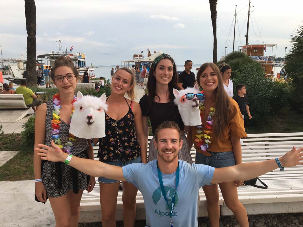 Alpacr on Tour